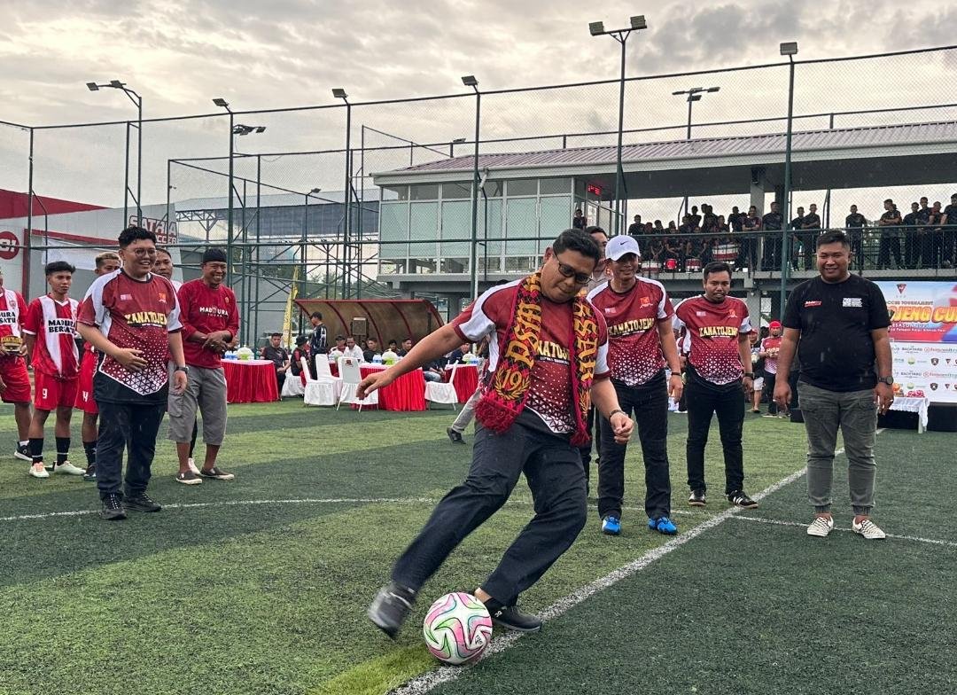 Turnamen Kanatojeng Cup I 2025 Dibuka Secara Resmi Oleh Dansat Brimob Polda Sulsel